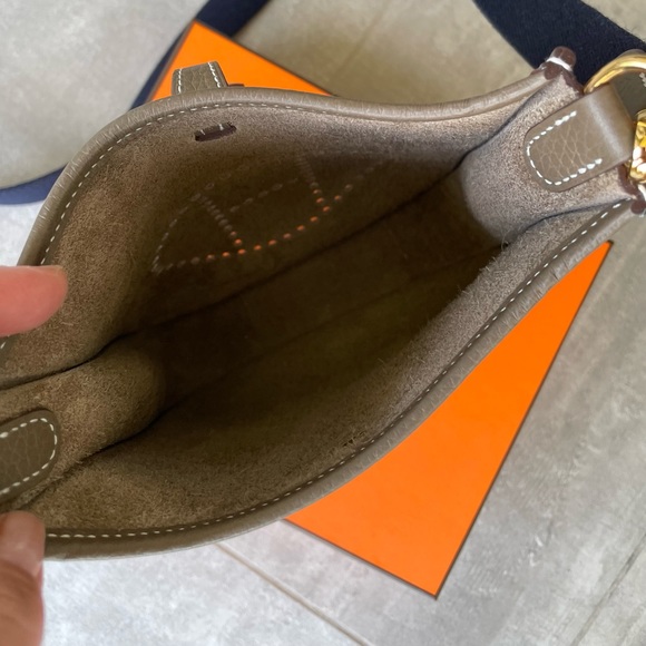 ππ»ββοΈ**~~SOLD~~*Hermes Mini Evelyne TPM 16 - Picture 5 of 10